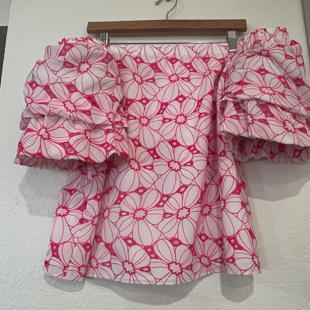 Lily Pulitzer Lesley off shoulder pink and white fully lined eyelet top. - Picture 2 of 8